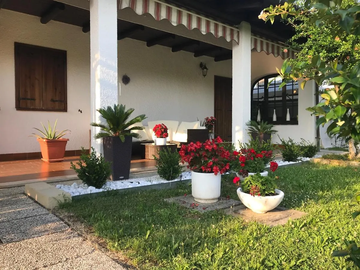 Villa Vecchia Favola House à Quarto dʼAltino Hébergement de vacances
